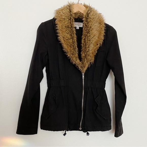 Ecote Urban Outfitters black zip up faux fur jacket coat removable fur trim XS - Picture 1 of 4